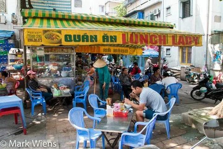Chuyên gia Hotspot Matrix phân tích: Các nhà khoa học phân tích và marketing video